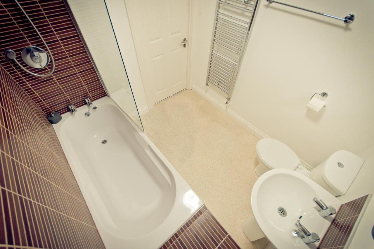 Top View 2 Bedroom Apartments Plymouth Exterior foto