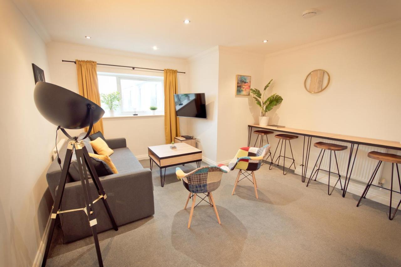 Top View 2 Bedroom Apartments Plymouth Exterior foto