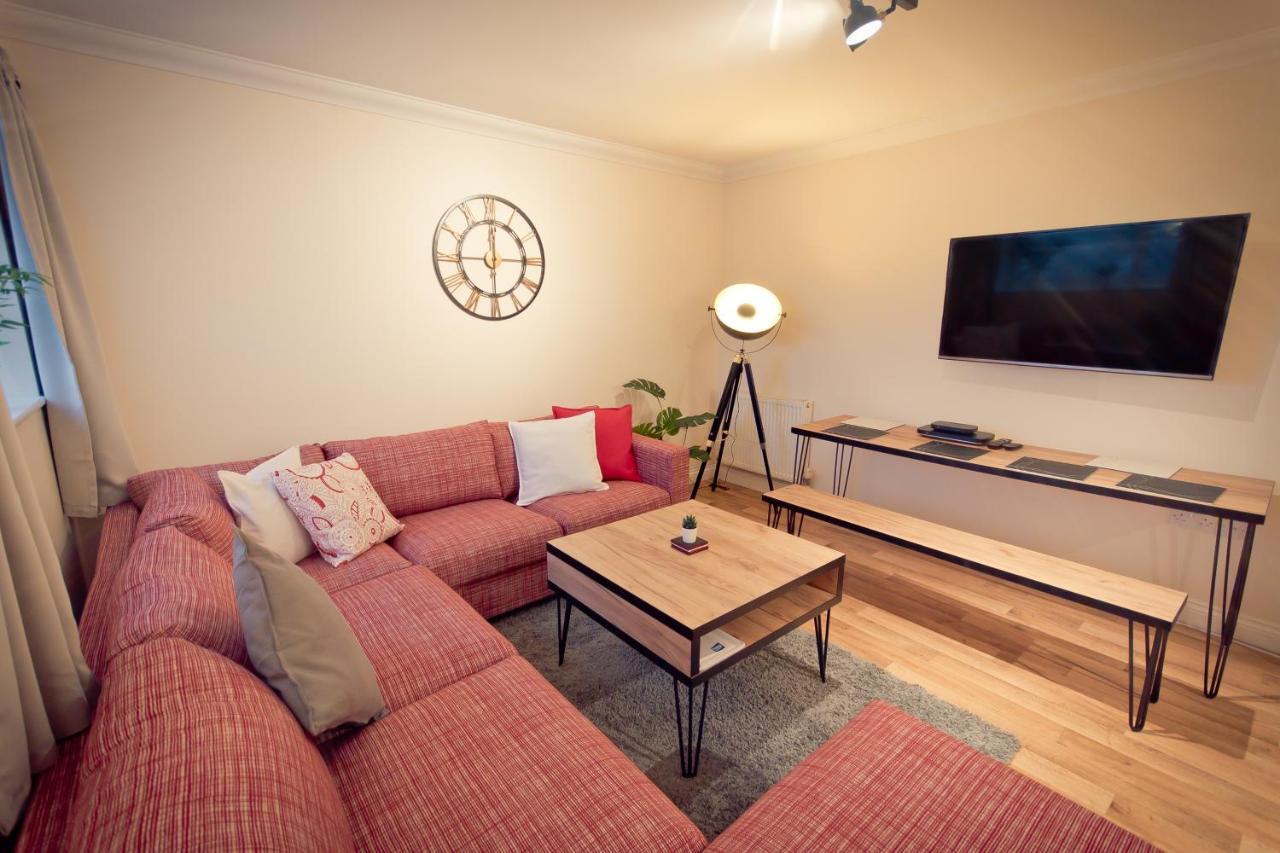 Top View 2 Bedroom Apartments Plymouth Exterior foto